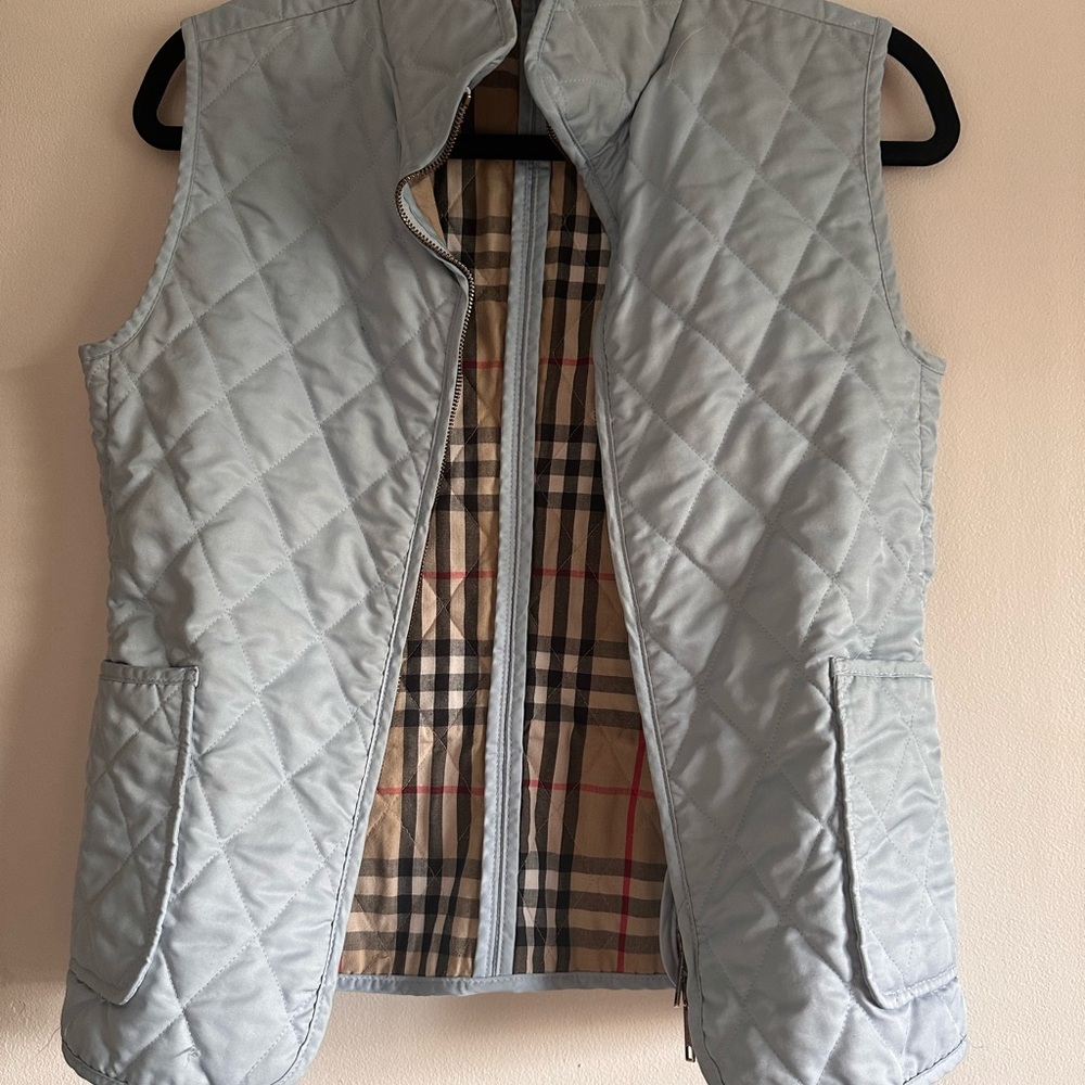 Burberry vest